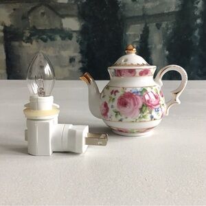 Adeline Floral Porcelain Teapot Gold Trim Night Light / Nightlight